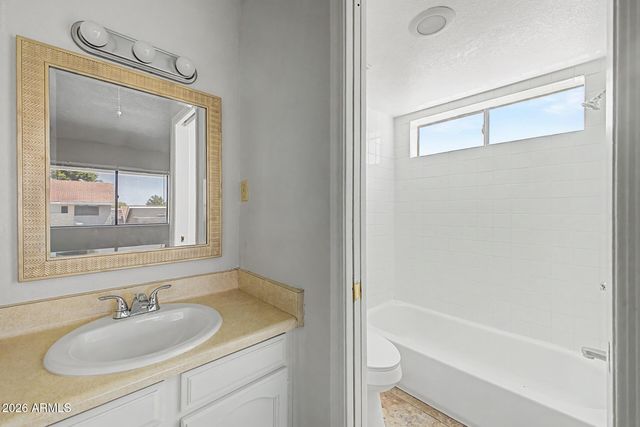 414 E LINDA Lane D, Gilbert, AZ 85234