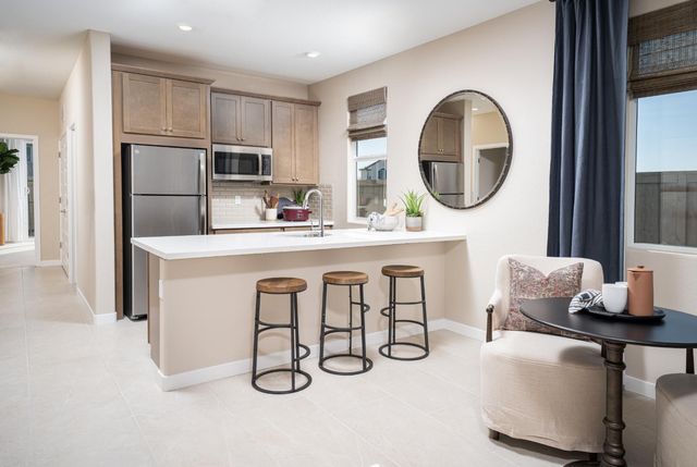 6819 W Oyster Point Ln, Stockton, CA 95219