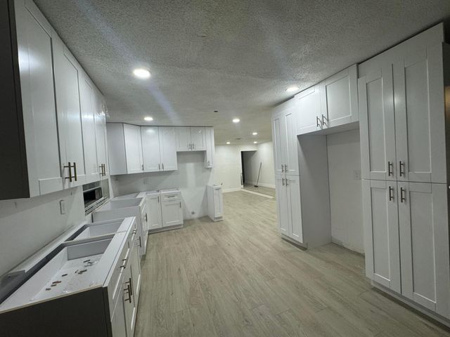 6260 SW 6th Street, Margate, FL 33068