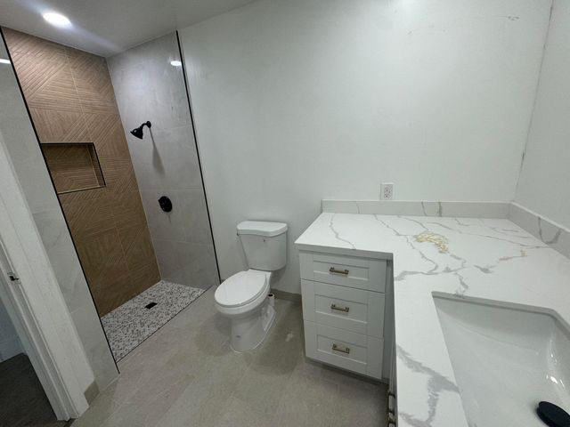 6260 SW 6th Street, Margate, FL 33068