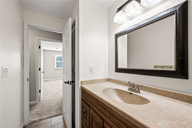 3192 Meadowlark Place, Beavercreek, OH 45431