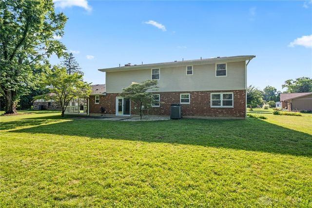 3192 Meadowlark Place, Beavercreek, OH 45431