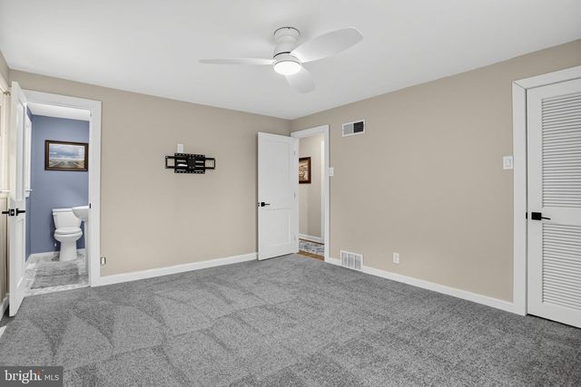 147 PINE LN, Yardley, PA 19067