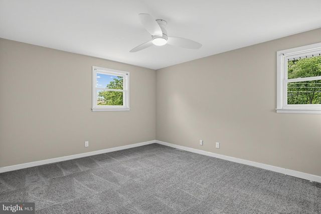 147 PINE LN, Yardley, PA 19067