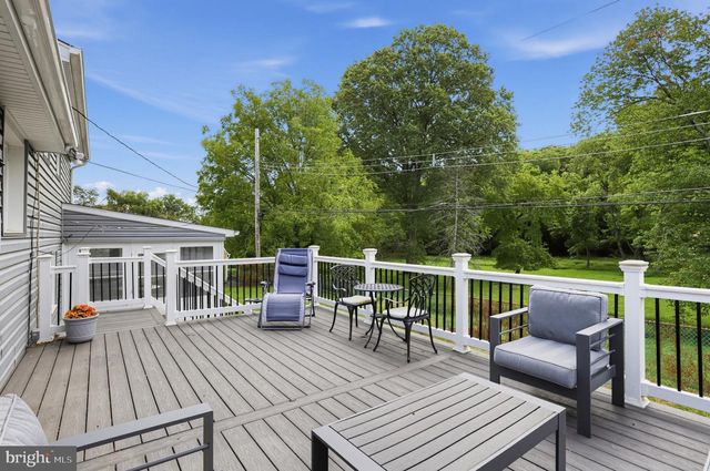 147 PINE LN, Yardley, PA 19067