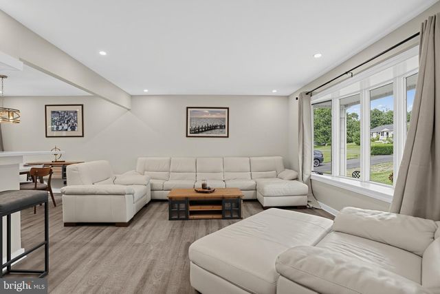 147 PINE LN, Yardley, PA 19067