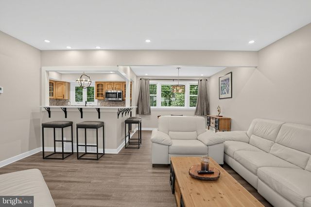 147 PINE LN, Yardley, PA 19067