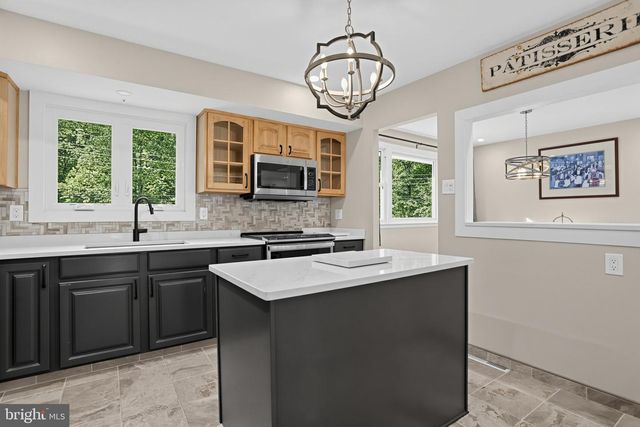 147 PINE LN, Yardley, PA 19067