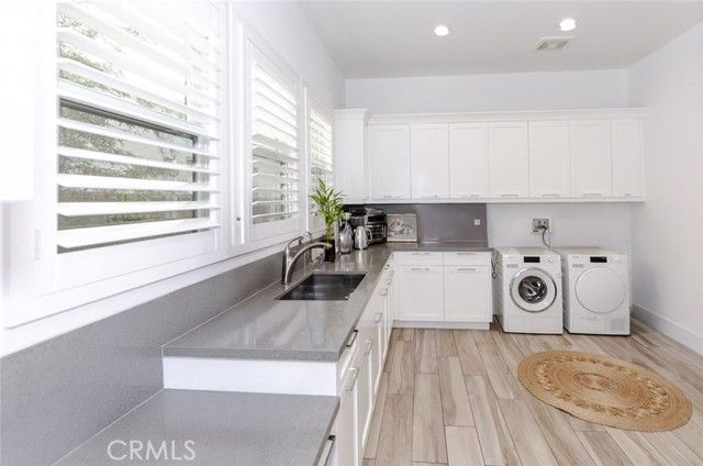 20300 W Windsor Lane, Northridge (los Angeles), CA 91326