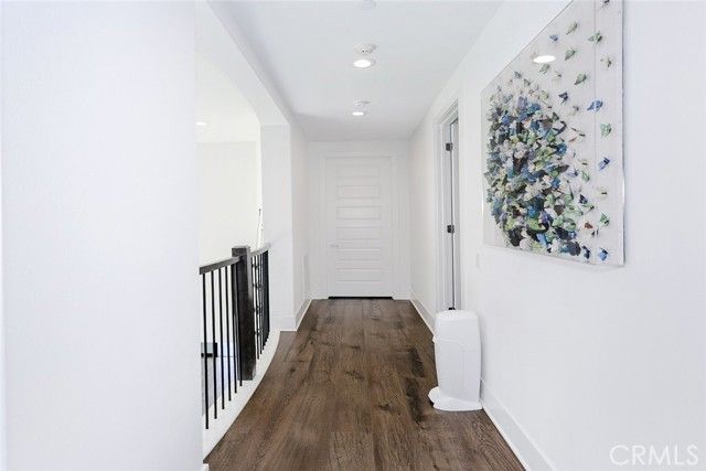 20300 W Windsor Lane, Northridge (los Angeles), CA 91326