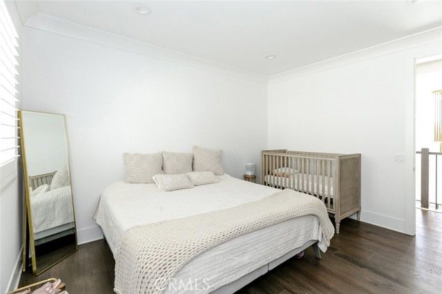 20300 W Windsor Lane, Northridge (los Angeles), CA 91326