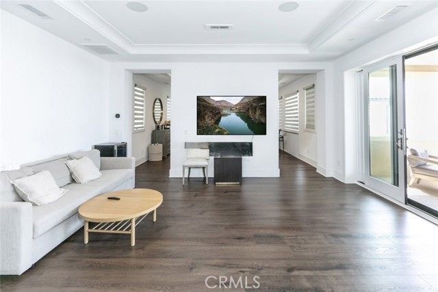 20300 W Windsor Lane, Northridge (los Angeles), CA 91326