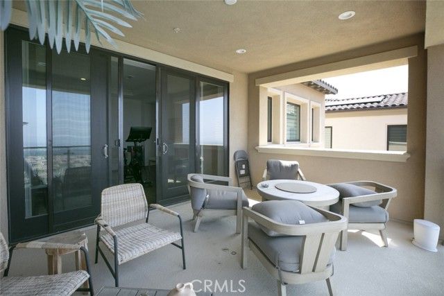 20300 W Windsor Lane, Northridge (los Angeles), CA 91326