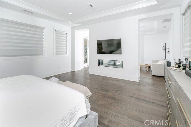 20300 W Windsor Lane, Northridge (los Angeles), CA 91326