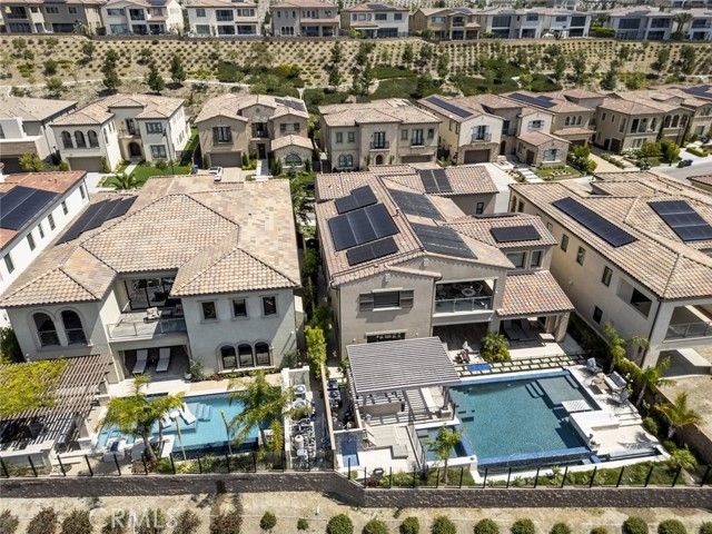 20300 W Windsor Lane, Northridge (los Angeles), CA 91326