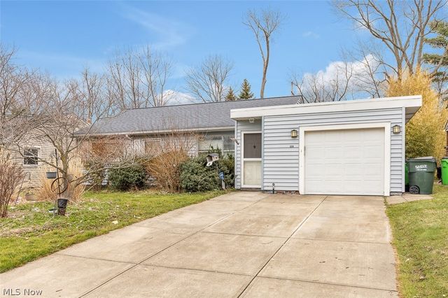 1231 Ranchland Drive, Mayfield Heights, OH 44124