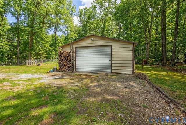 4725 E Grey Fox Cir, Goochland, VA 23065