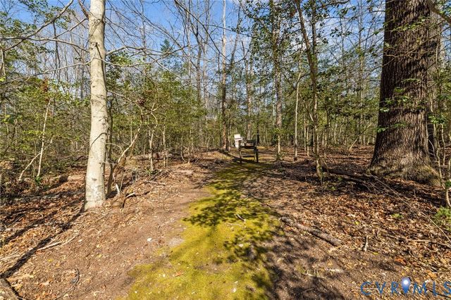 4725 E Grey Fox Cir, Goochland, VA 23065