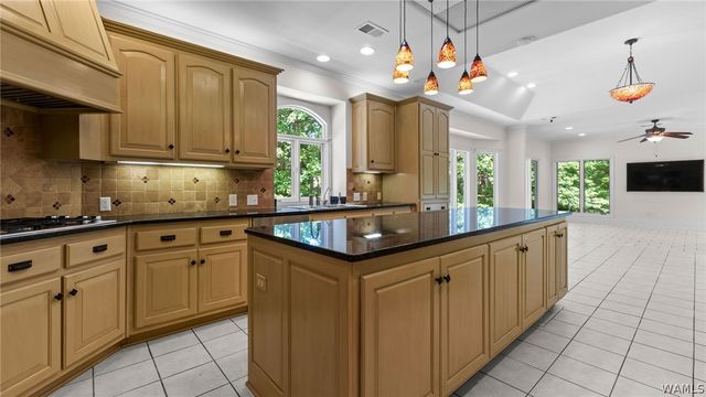 3621 Oak Glen, Tuscaloosa, AL 35406