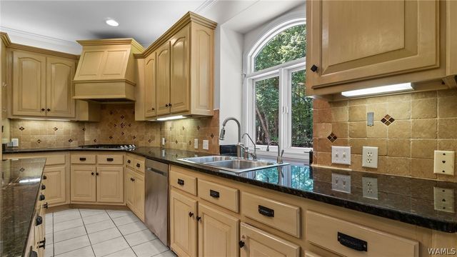 3621 Oak Glen, Tuscaloosa, AL 35406
