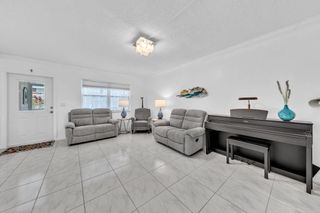 580 Egret Drive 121, Hallandale Beach, FL 33009