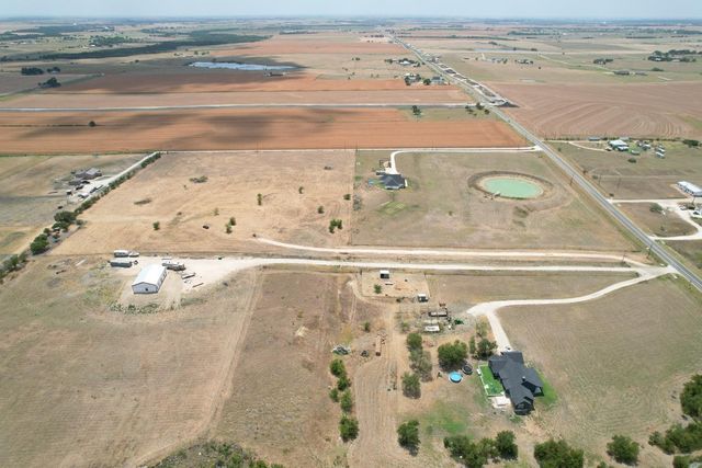 7250 FM 112, Thrall, TX 76578