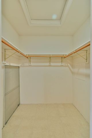 8 Village Green 8, Sturbridge, MA 01566