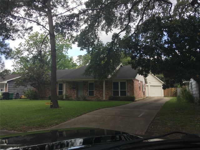 1907 Sedgie Drive, Houston, TX 77080