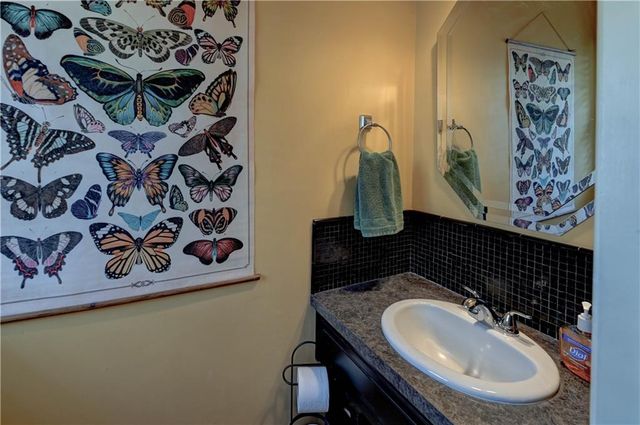 6512 Widmer Road, Shawnee, KS 66216