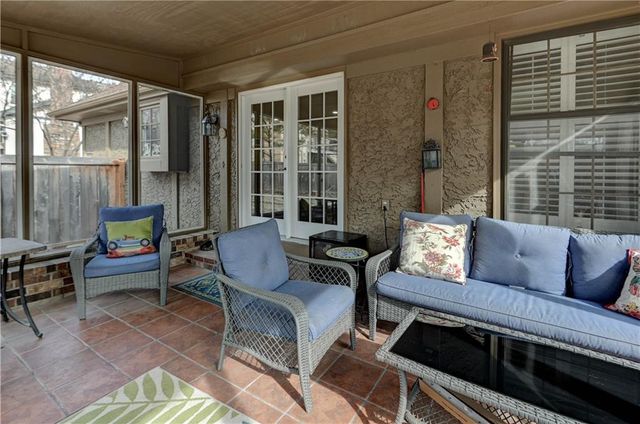 6512 Widmer Road, Shawnee, KS 66216