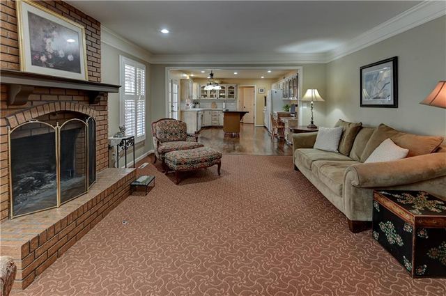 6512 Widmer Road, Shawnee, KS 66216