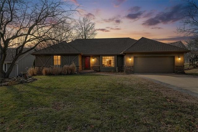 6512 Widmer Road, Shawnee, KS 66216