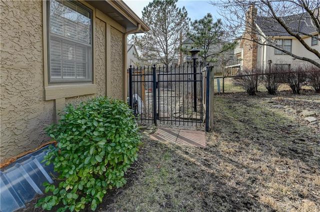 6512 Widmer Road, Shawnee, KS 66216