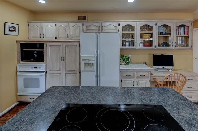 6512 Widmer Road, Shawnee, KS 66216