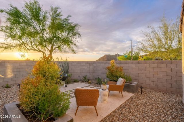 26440 N THORNHILL Drive, Peoria, AZ 85383