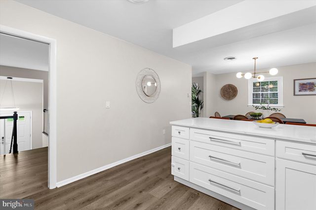 176 CARDAMON DR, Edgewater, MD 21037