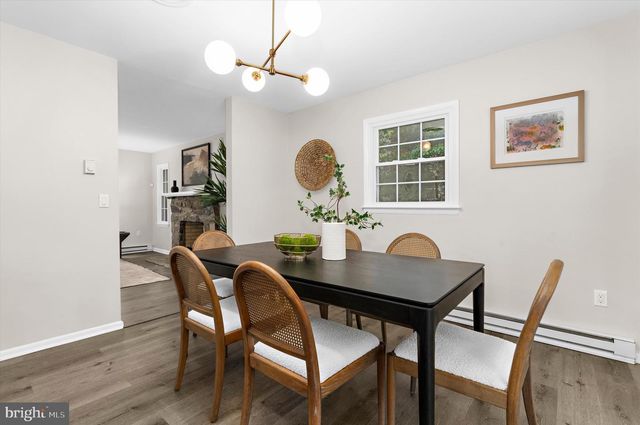 176 CARDAMON DR, Edgewater, MD 21037