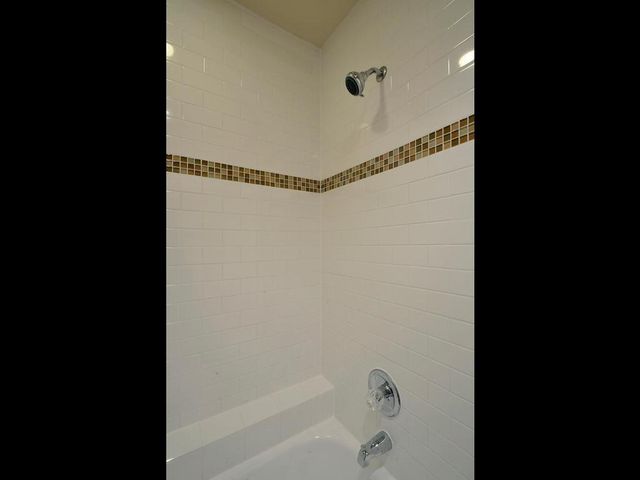 7685 Northcross DR 906, Austin, TX 78757