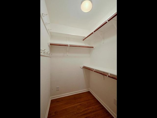 7685 Northcross DR 906, Austin, TX 78757