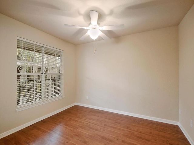 7685 Northcross DR 906, Austin, TX 78757