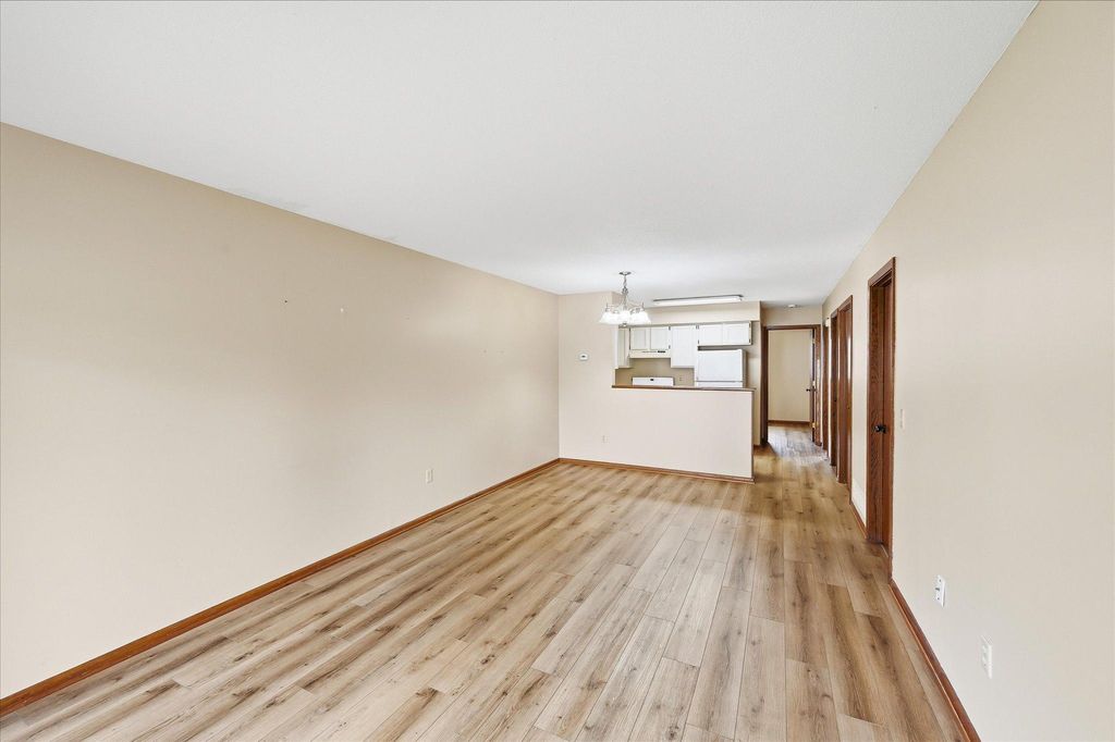 540 Auburn Place NW C, Elk River, MN 55330 — photo 3