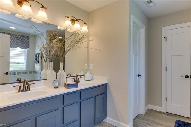 1885 Paw Paw PL, Chesapeake, VA 23321