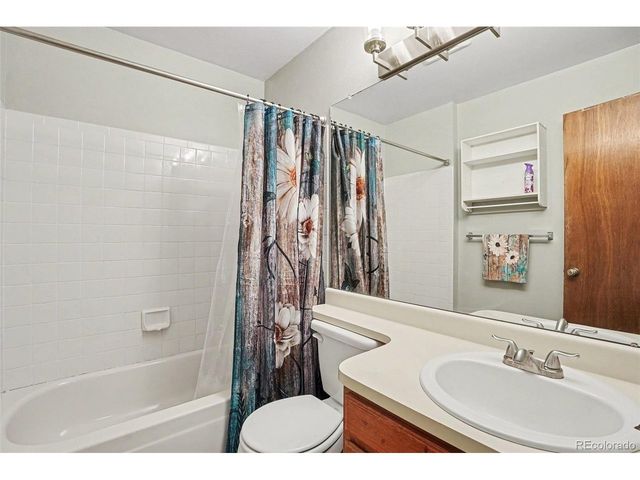 1806 S Pagosa Way 8, Aurora, CO 80017