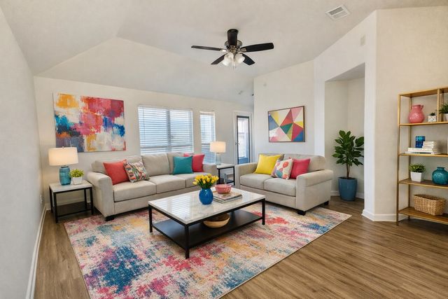 6515 Fairglen Drive, Arlington, TX 76002