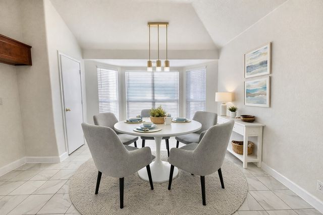 6515 Fairglen Drive, Arlington, TX 76002