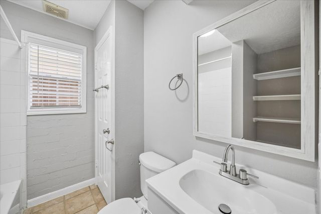 802 Stanford Street 2, Houston, TX 77019