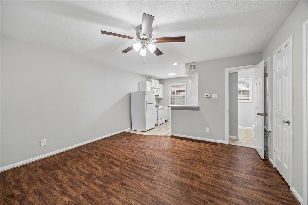 802 Stanford Street 2, Houston, TX 77019