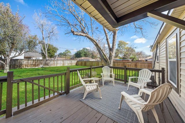 1206 Olive Street, Baytown, TX 77520