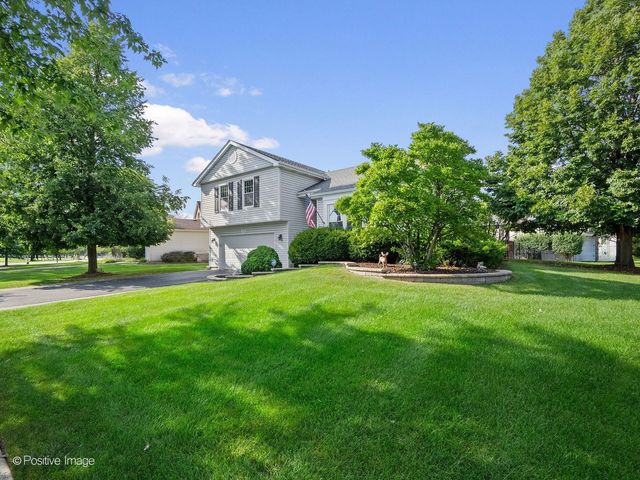 575 Adare Road, Bartlett, IL 60103
