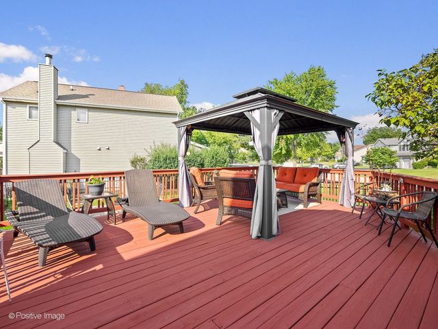 575 Adare Road, Bartlett, IL 60103